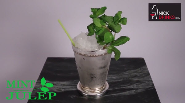 Video: How to Make a Mint Julep